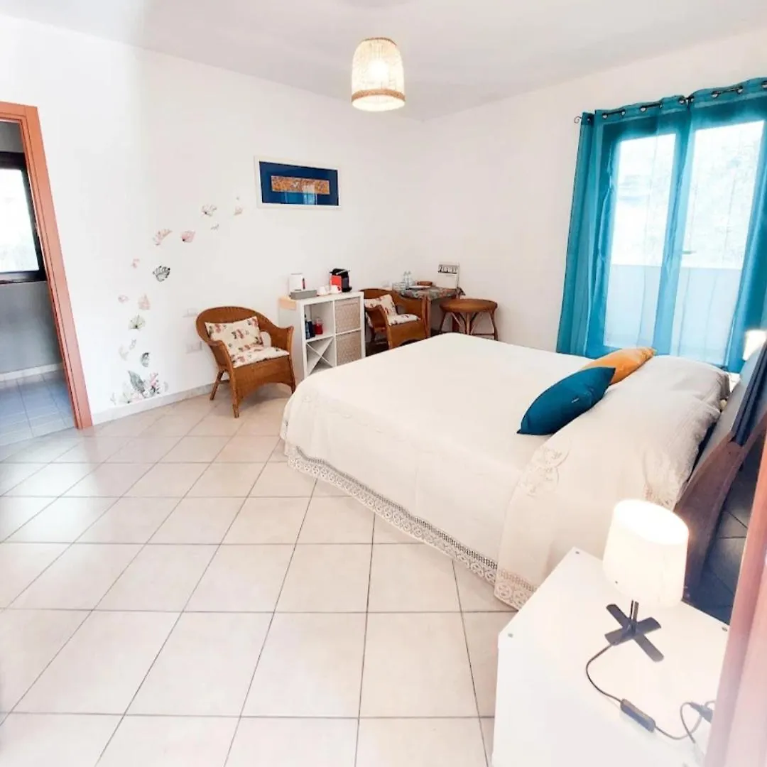 Villa I Sogni Sennori 0*,  إيطاليا